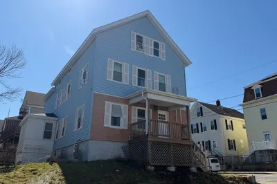 529 Warren St 1