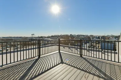 87 Parker St #402R 1