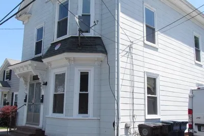 10 Nursery St #2 1