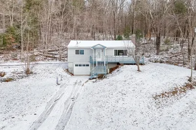 167 1/2 Palmer Rd