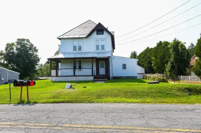 39 Middle Rd 1