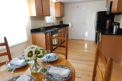 251 Neponset St #2
