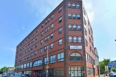 24 Park St #6B 1