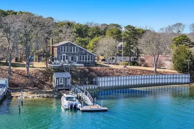 124 Ferry Road