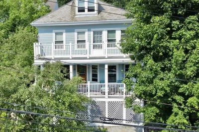23-25 Brayton Rd 1