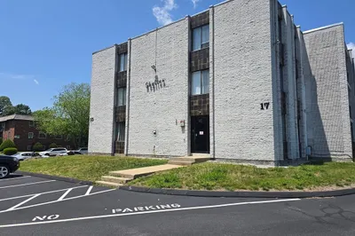 17 Skyline Dr #3
