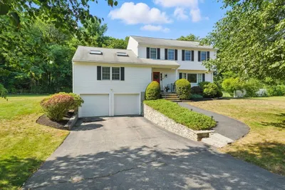 8 Eisenhaure Lane 1