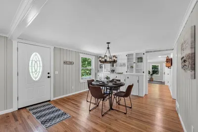 77 Carmody Rd 1