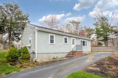 29 Arboretum Rd