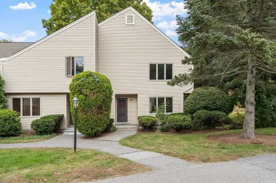 407 Great Rd #10