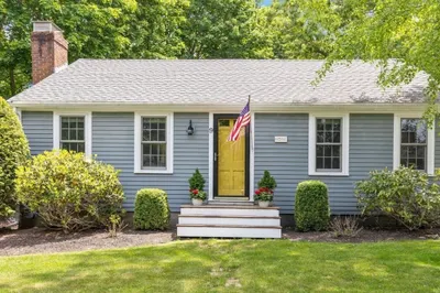 9 Fairview Ave