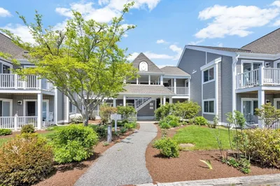 102 Fletcher LaNe #N 1