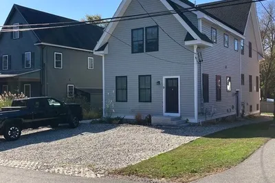 9 S Pond St #1