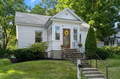 6 Rosita Rd