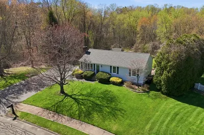 23 Katherine Dr 1