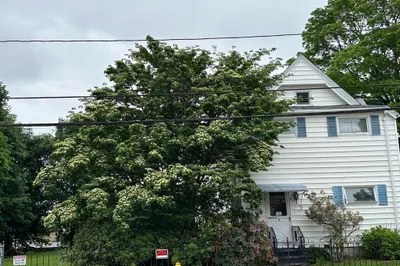 9 Coburn Ave
