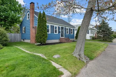 63 Woodard Ave