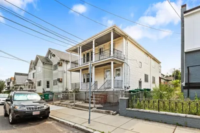 124 Bowdoin St 1