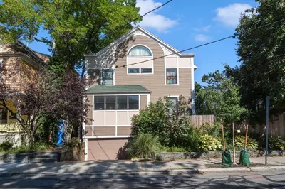 109 Walden St #109