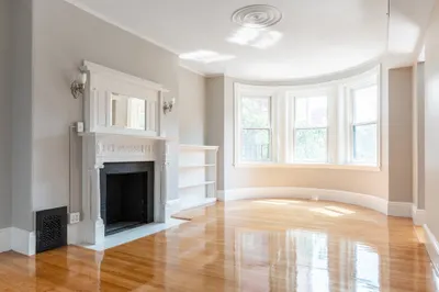 81 St Botolph St #2