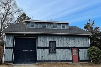 42 Brooks Rd #GAR