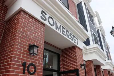 10 Somerset Ave #211