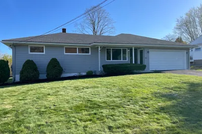 143 Chatterton Ave 1
