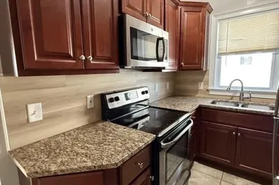 517 President Ave #1