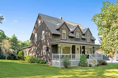 261 High Plain Rd #1
