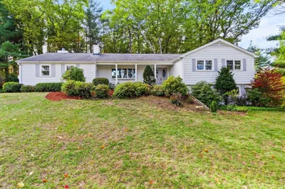 25 Forest Ridge Road 1