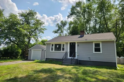 5 Rondeau Rd