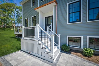 52 School St #2 1