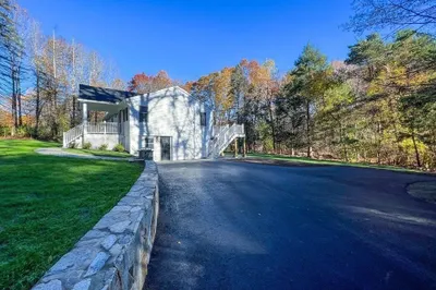 43 Oregon Rd