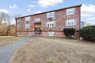 135 John A Dunn Memorial Dr #9 1