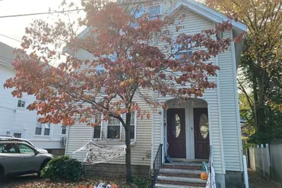 1 Hilltop Rd #B