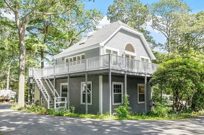 156 Hesperus Avenue #4 1