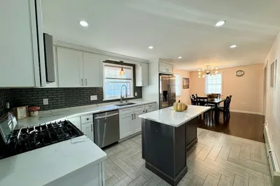 84 Kathleen Rd