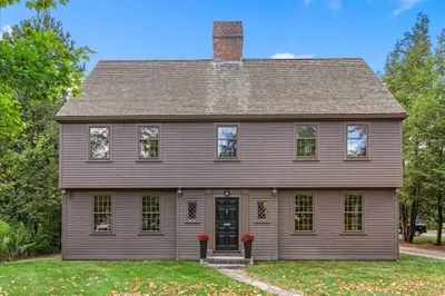 761 Main St 1