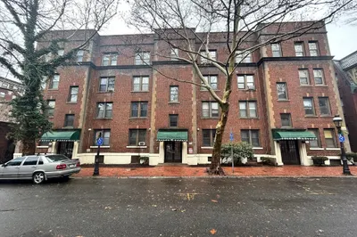 18 Mattooon St #5 1