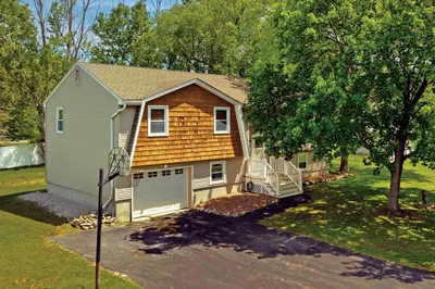 7 Wintergreen Cir 1