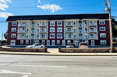 275 W Main St #42
