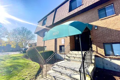 800 County St #8