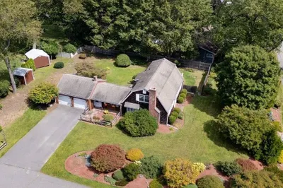 12 Birchwood Dr 1