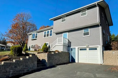 52 Fort Meadow Dr