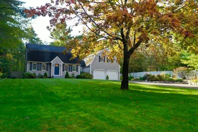 166 Halfway Pond Rd