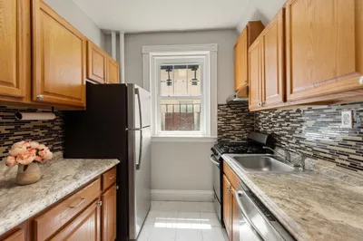 78 Glenville Ave #9 1