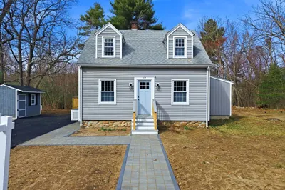 17 Hartford Ave W Ave 1