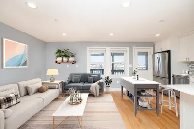 214 East Eagle St #8