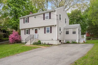 4 Brigham Ct