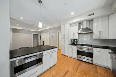 24 Rawson St #2 1